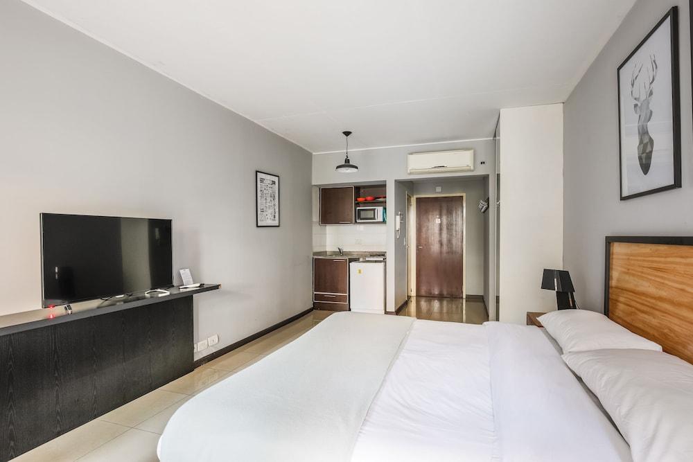 Feel Buenos Aires Apartments Exterior photo